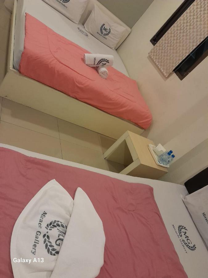 Miracle Gallery Hotel Makkasan Exterior photo