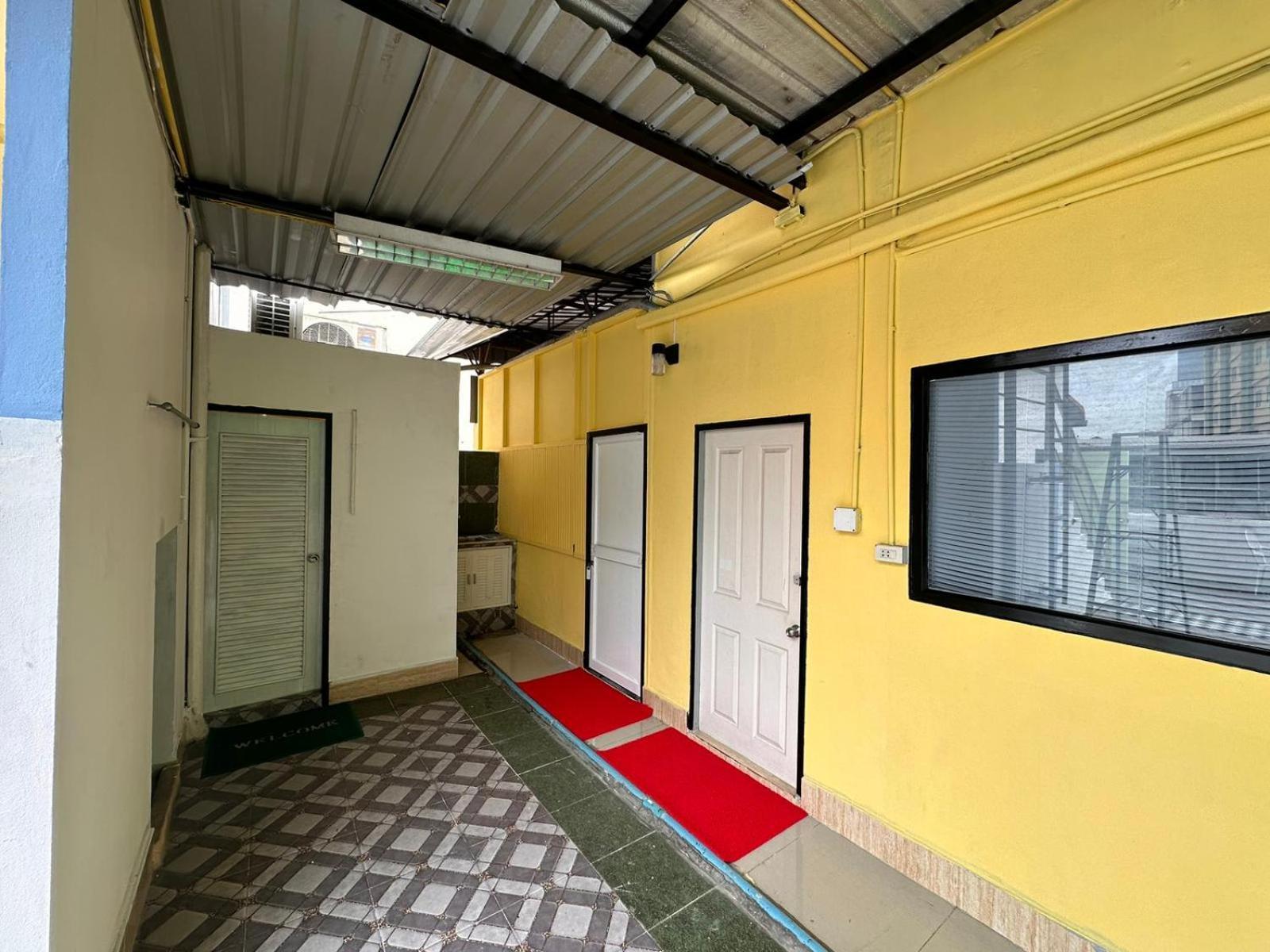Miracle Gallery Hotel Makkasan Exterior photo